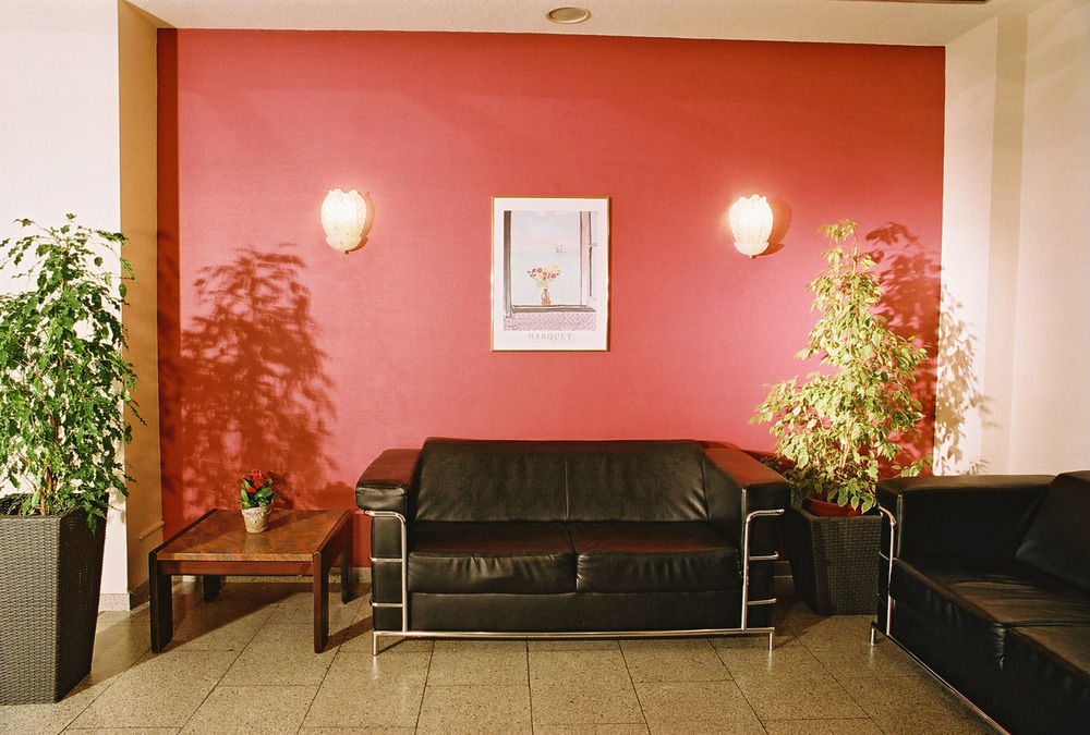 Hotel Excelsior - Central Station Frankfurt am Main Room photo