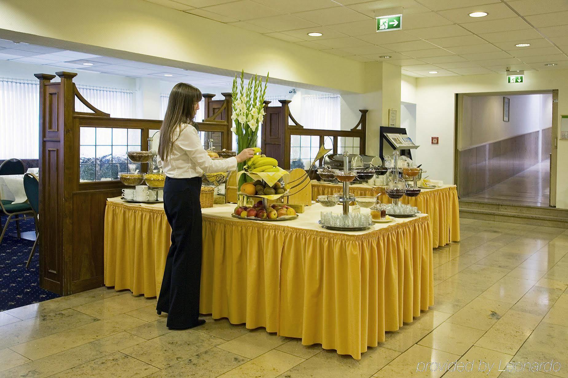 Hotel Excelsior - Central Station Frankfurt am Main Restaurant photo
